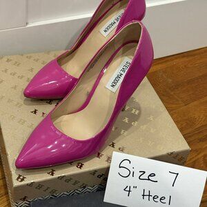 Hot Pink Steve Madden Daisie patent pointed-toe stiletto, size 7